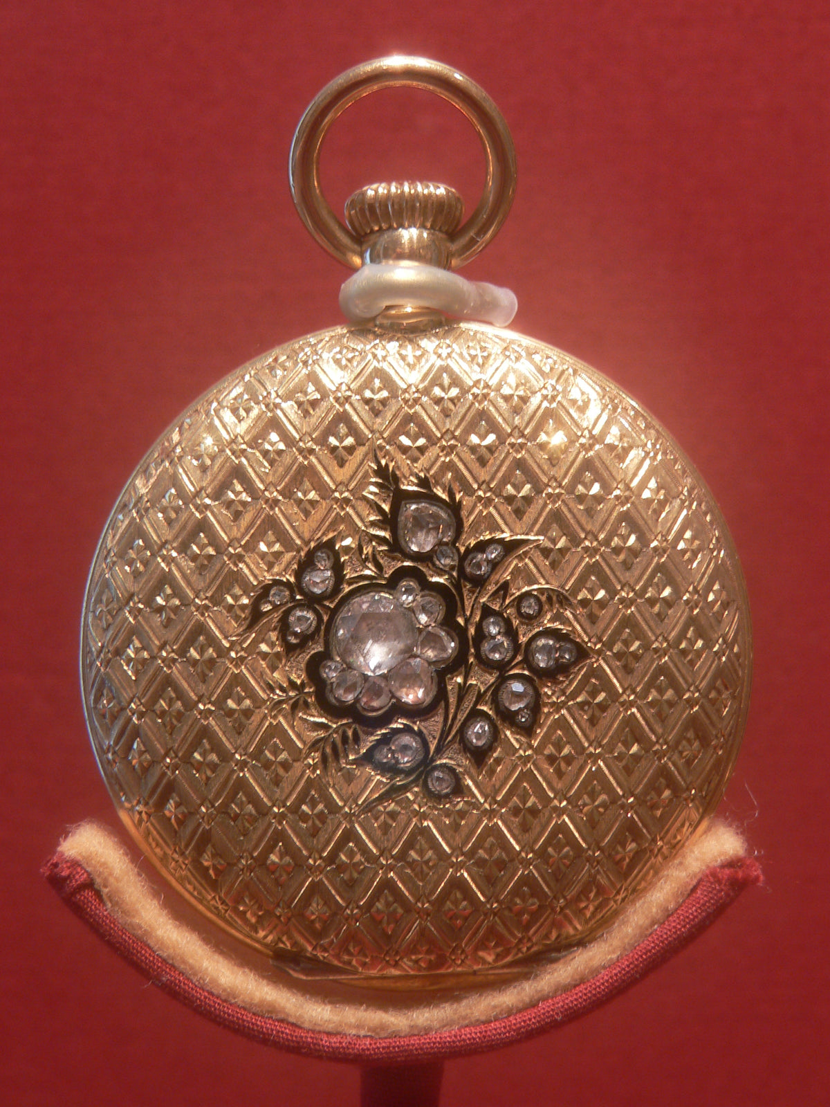 パテック フィリップの金製懐中時計。1868年1月1日にJane Stanfordへ贈られた品。David Monniaux / CC BY-SA 3.0。参考写真で、販売商品ではありません。